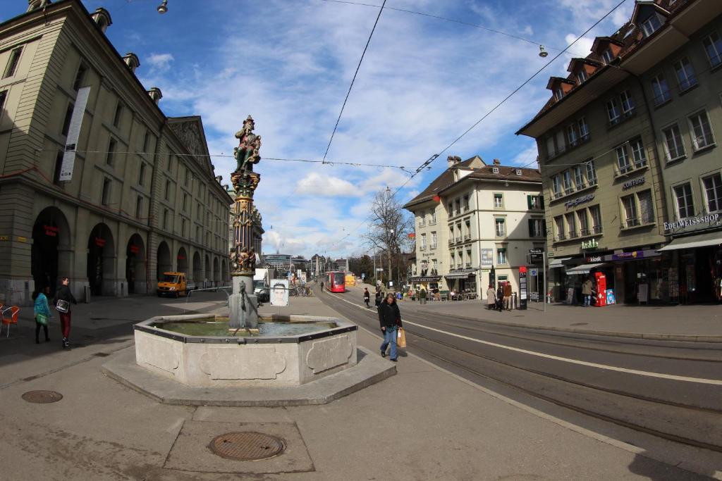 Bern Backpackers Hotel Glocke Esterno foto